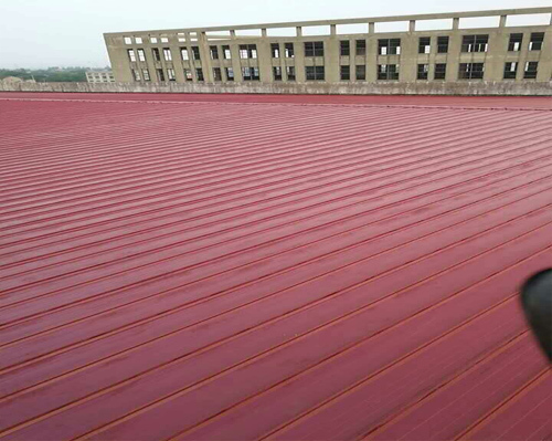 办公室楼顶彩钢瓦翻新案例